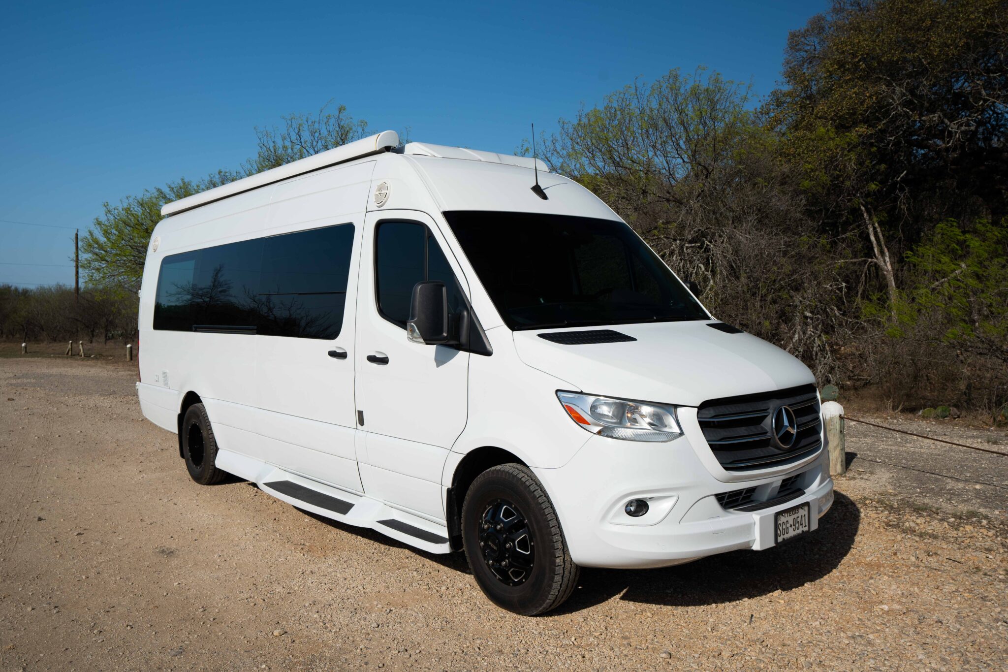 Supreme Camper #021 (DEMO) - LCW Automotive